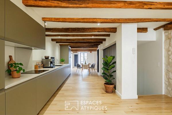 Maison de ville en duplex avec terrasse, quartier Magenta