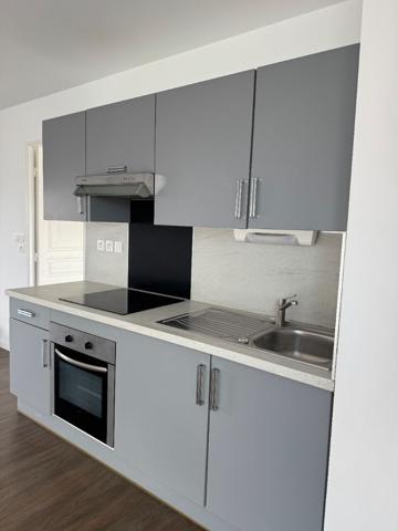 LOCATION APPT 2 PIECES - RUE DES CHAMPS - 59100 ROUBAIX LOCATION APPT 2 PIECES - RUE DES CHAMPS - 59100 ROUBAIX