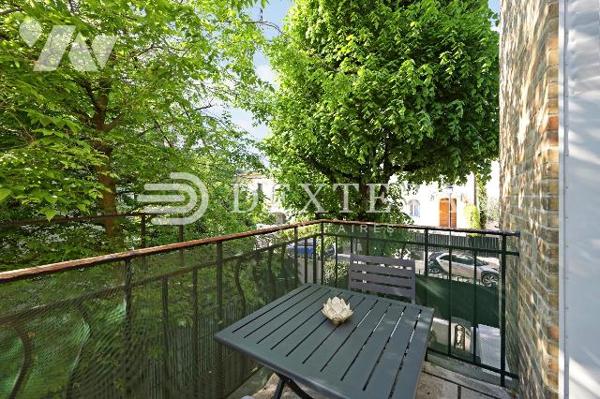 Hôtel particulier Belle Époque avec jardin - Neuilly-sur-Seine