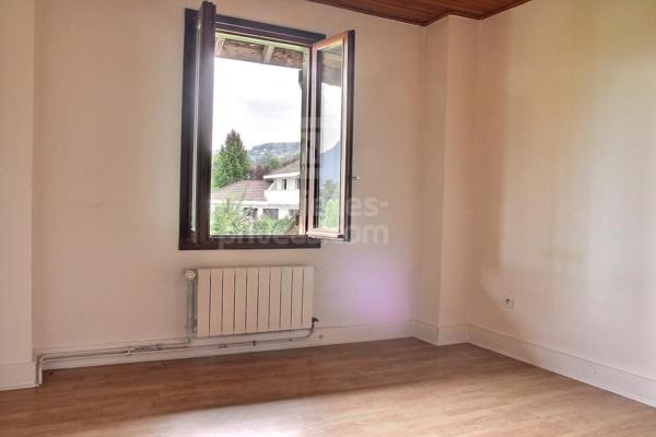 Gresy-sur-Aix, 73100, maison mitoyenne 120 m2 +combles, 3 chambres