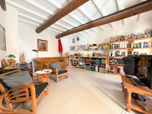 A VENDRE EN EXCLUSIVITE 84530 VILLELAURE MAISON DE VILLAGE TYPE 5 PIECES D'ENVIRON 149M² AVEC COUR ET CAVE