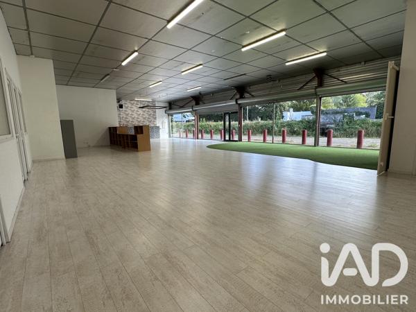 Murs commerciaux  à vendre 290 m² Saussay