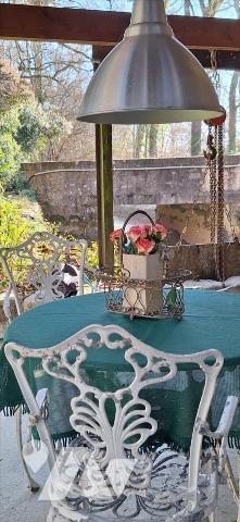 VIC-FEZENSAC, Moulin avec terrain et piscine.