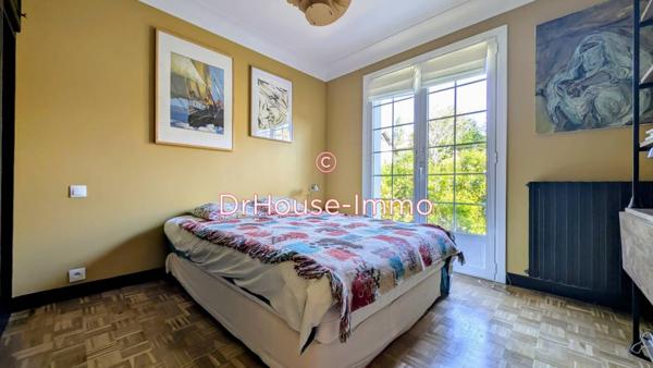 Maison à vendre 10 pièces de 300 m²
