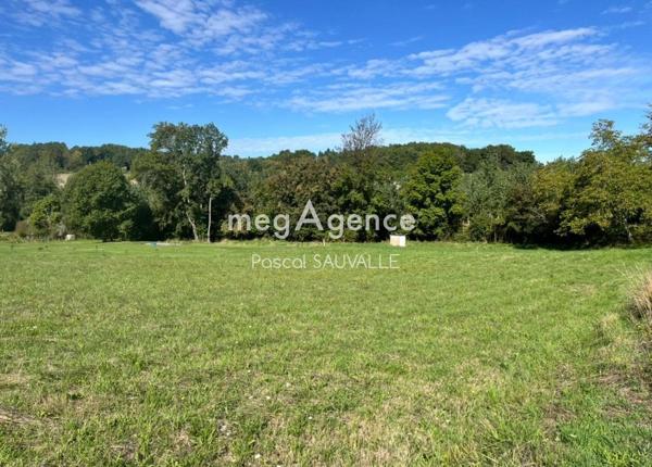 Terrain à SAINT-GERMAIN-DU-SALEMBRE, 24190 - 1820m²