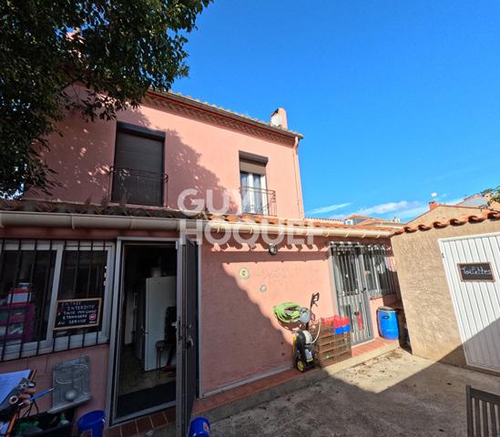 Ensemble immobilier Professionnel ( terrain constructible , restaurant et appartement 80m2)