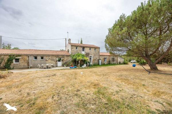 Maison à vendre |  Apremont |  7 pièces | 226 m²