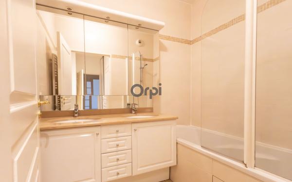 Appartement à vendre    3 pièces • 59,91 m2 Le Plessis-Robinson