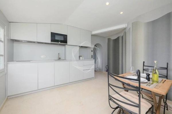 Bastide de luxe rénovée en arrière-pays cannois