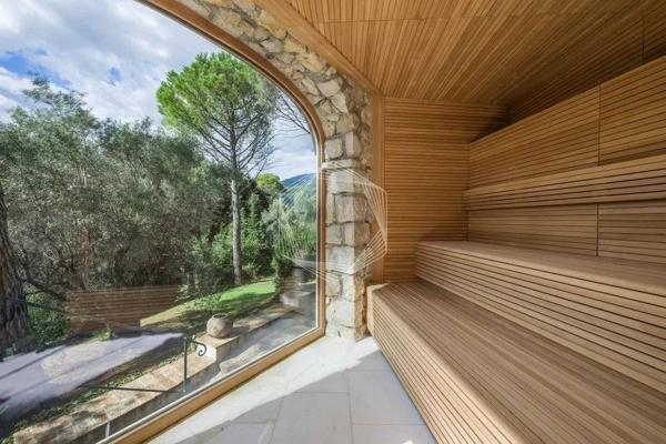 Bastide de luxe rénovée en arrière-pays cannois