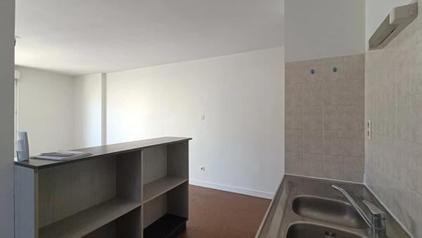 APPPARTEMENT TYPE II POITIERS