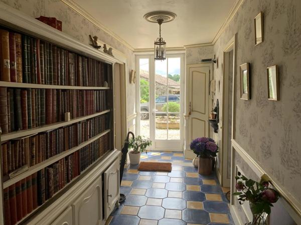 Maison de maître de 4 chambres avec dépendances