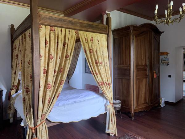 Maison de maître de 4 chambres avec dépendances