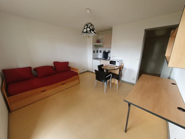 T1 Meublé + Balcon + Parking