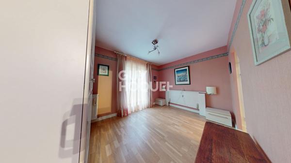 Maison familiale avec jardin arboré et 5 chambres