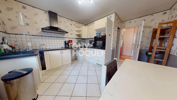 Maison familiale avec jardin arboré et 5 chambres
