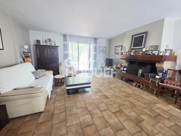 Maison familiale avec jardin arboré et 5 chambres