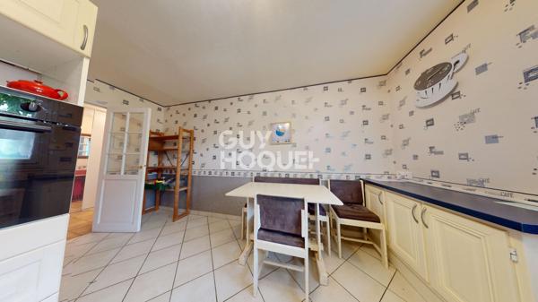 Maison familiale avec jardin arboré et 5 chambres