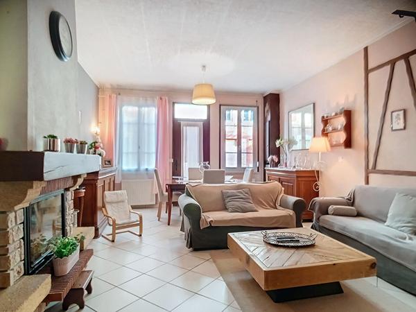 Achat maison Elbeuf - 7 pièce(s) - 155 m² - 165 000 €