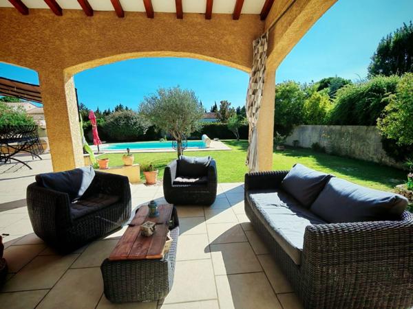 Maison à vendre 7 pièces FONTVIEILLE (13)