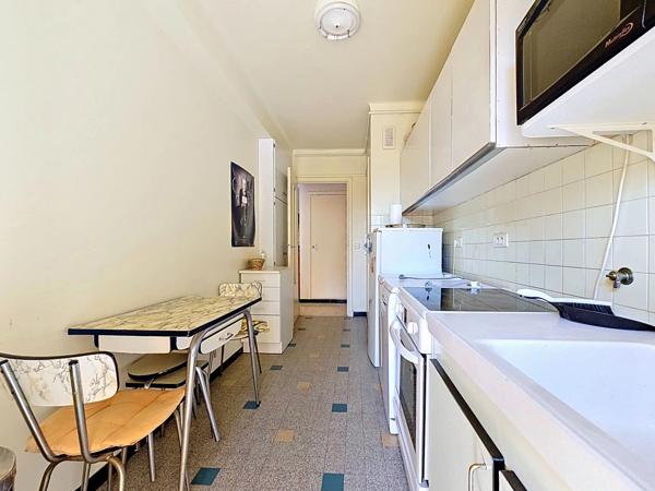 Location                                                      Appartement
                        
                     3 pièces                      66 m2                     à Le Cannet