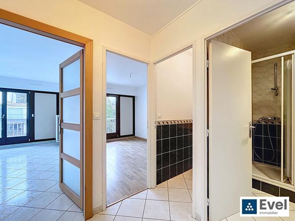 Appartement Nancy 2 pièce(s) 40 m2 avec balcon, cellier et garage