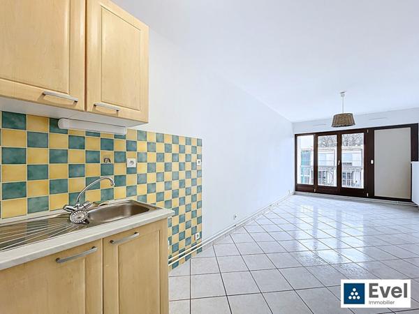 Appartement Nancy 2 pièce(s) 40 m2 avec balcon, cellier et garage