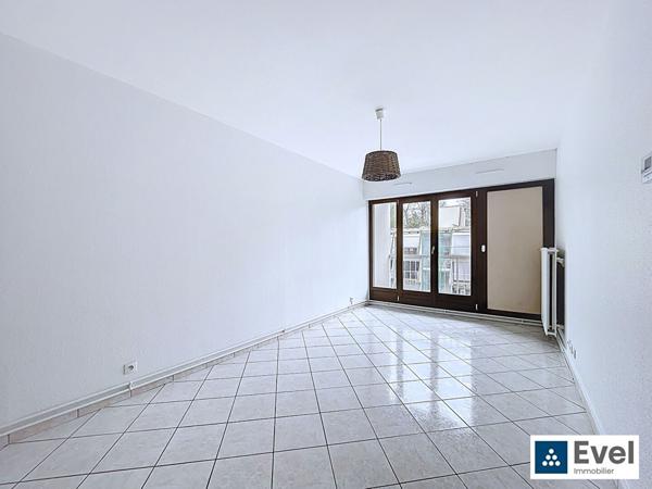 Appartement Nancy 2 pièce(s) 40 m2 avec balcon, cellier et garage