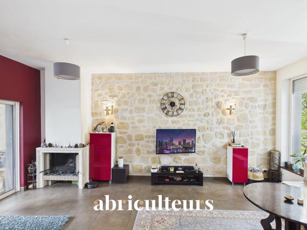 Belle maison contemporaine T7 de 185m² avec dépendance, terrasse et jardin arboré de 500m² Garage Colombes (92400)