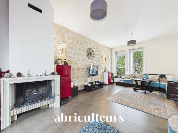 Belle maison contemporaine T7 de 185m² avec dépendance, terrasse et jardin arboré de 500m² Garage Colombes (92400)