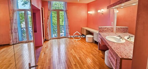 VICHY / OPERA (03) - A VENDRE - appartement 166 m² + cave