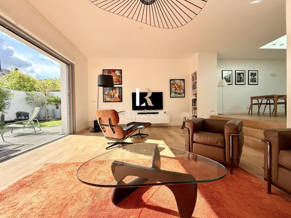 La Rochelle (17000) En exclusivité - La genette / Bordure de parcs - Maison contemporaine avec chambre en rdc, garage et jardin