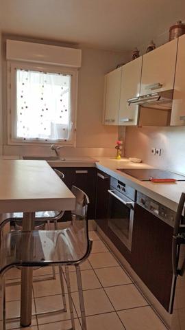 Appartement à vendre    3 pièces • 62 m2 Guyancourt