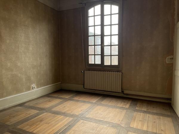 Appartement à vendre |  Mirande |  5 pièces | 177 m²