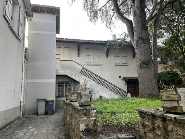 Appartement à vendre |  Mirande |  5 pièces | 177 m²