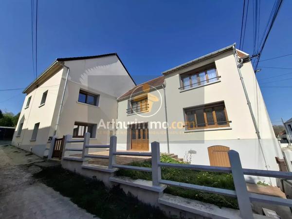Vente                                                      Maison
                        
                     7 pièces                      225 m2                     à Coulommiers