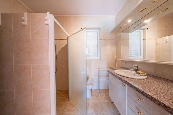 Villa 5P avec piscine, nature & confort