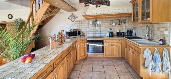 90200 GIROMAGNY - MAISON 5 PIECES – 3/4 CHAMBRES – TERRASSE – ORIENTATION SUD