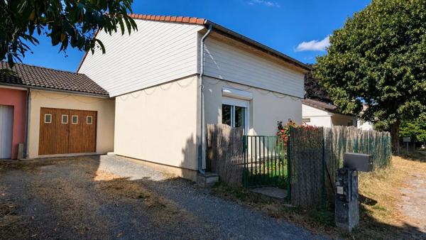 Vente                                                      Maison de village
                        
                     6 pièces                      112 m2                     à Aubigny-sur-Nère
