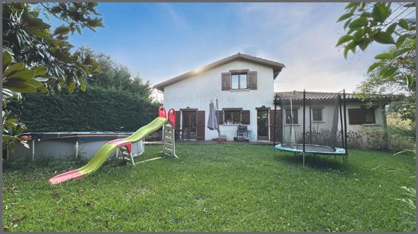 Charmante maison au coeur de Martillac !