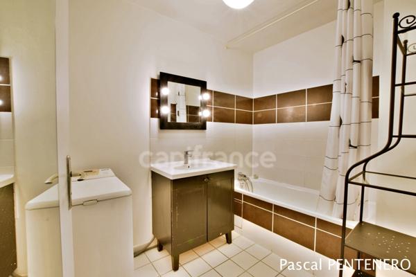 Charmant T2 meublé + jardin privatif 37 m² – lumineux – calme – parking