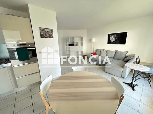 Location Appartement 2 pièces 46.44 m² - Marseille 13008