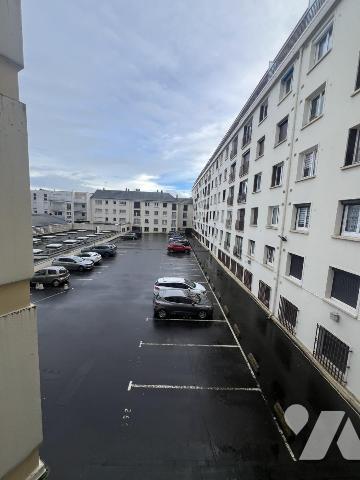 CAEN proche Port de plaisance - Appartement de 108 m2 - 3 chambres - Parking extérieur privatif.