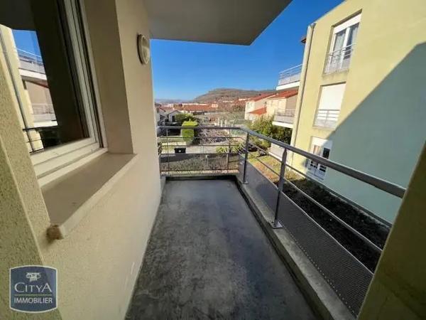 Appartement à louer 3 pièces 56.9m²