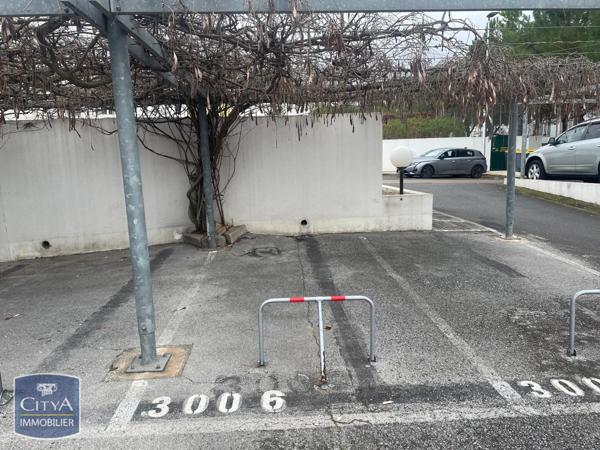 Parking à louer