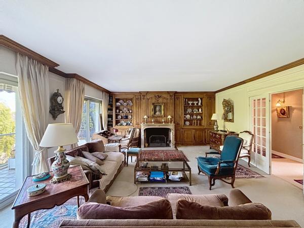 Appartement à vendre 6 pièces REIMS (51) balcons garages