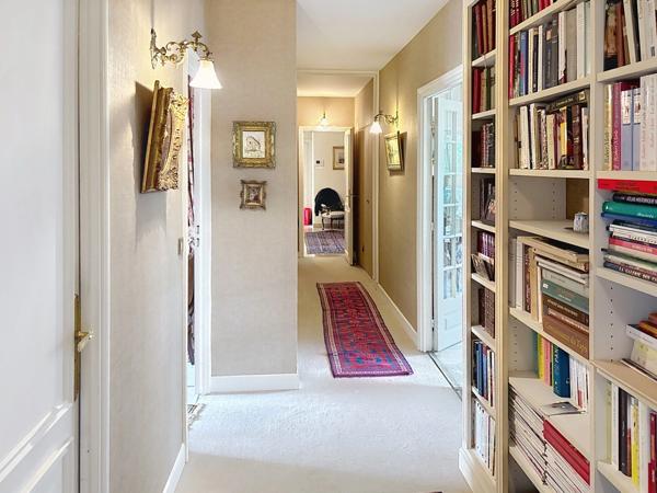 Appartement à vendre 6 pièces REIMS (51) balcons garages