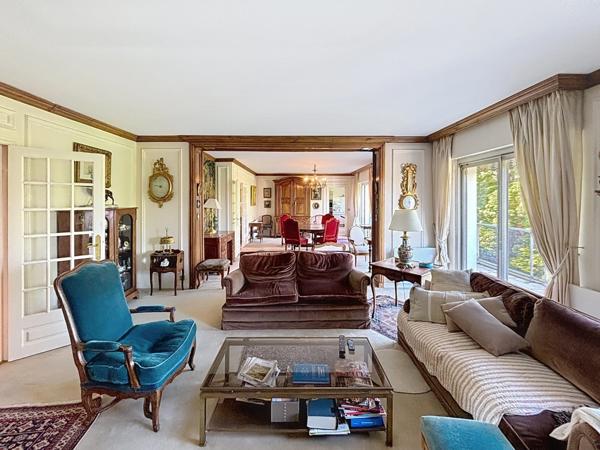 Appartement à vendre 6 pièces REIMS (51) balcons garages