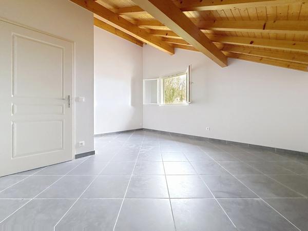 Appartement à vendre 3 pièces VETRAZ MONTHOUX (74)