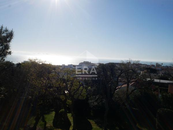 A vendre - Appartement Biarritz 2 pièce(s)  47 m2 - Place de parking et cave .